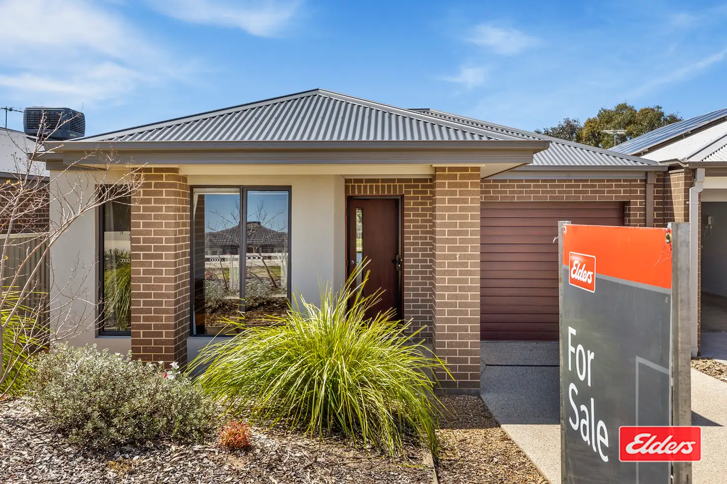 Main view of Homely townhouse listing, 52 Robinson Way, Yarrawonga VIC 3730