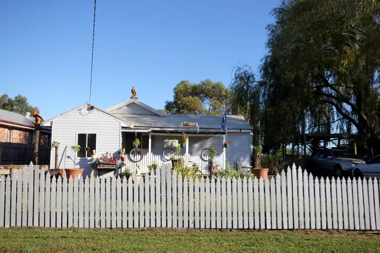 61 Drouin Road, Longwarry VIC 3816