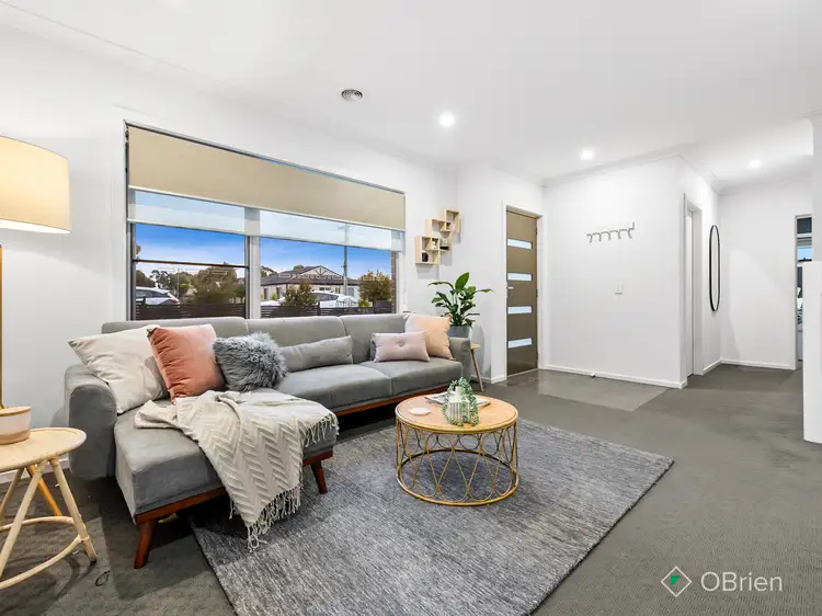 Main view of Homely townhouse listing, 2 Mercury Court, Carrum Downs VIC 3201