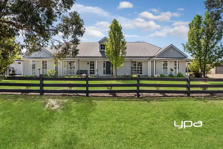 39 The Old Stock Run, Sunbury VIC 3429