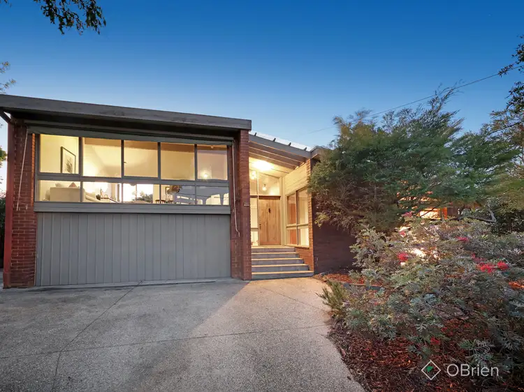Main view of Homely house listing, 5 Kingswood Avenue, Mount Waverley VIC 3149