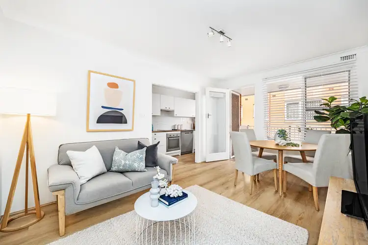 10/45 Howard Avenue