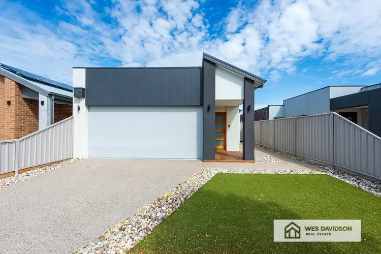 Main view of Homely townhouse listing, 1/27 Rissmann Drive, Horsham VIC 3400