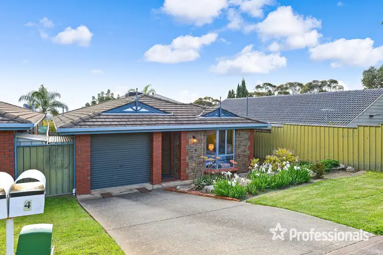 4 Yulinda Terrace, Para Hills SA 5096