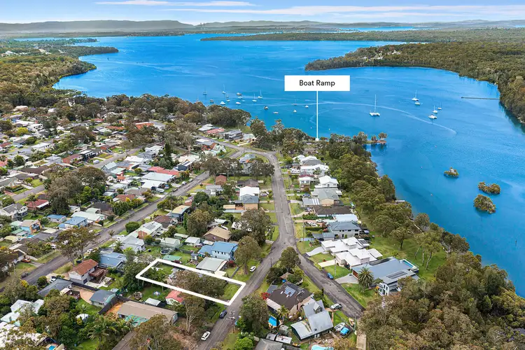9 Elsinore Avenue, Chain Valley Bay NSW 2259