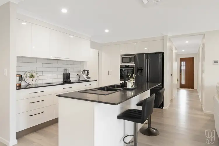 Third view of Homely house listing, 39 Eucalyptus Avenue, Lammermoor QLD 4703