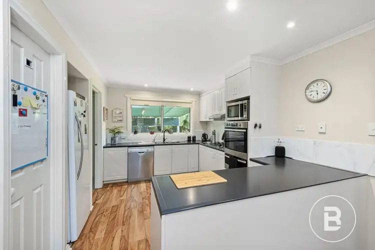 Sixth view of Homely house listing, 7 Castlebar Close, Invermay Park VIC 3350