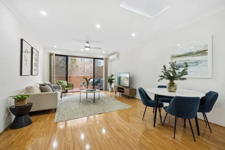 3/26-28 Evaline Street