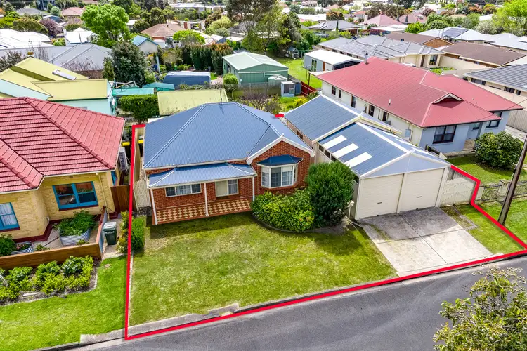 39 Leworthy Street, Victor Harbor SA 5211
