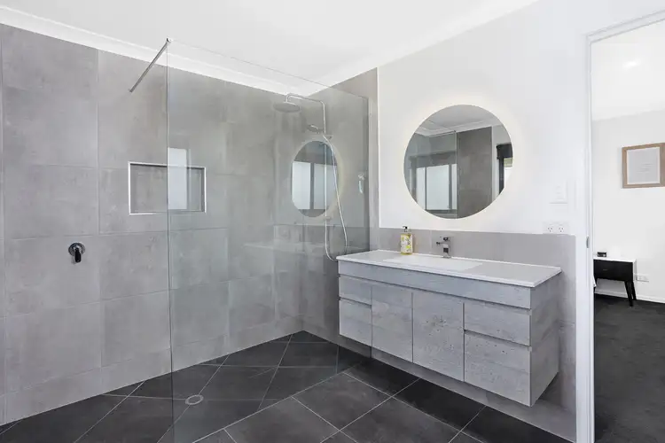 Fifth view of Homely house listing, 8 Masthead Place, Hidden Valley QLD 4703