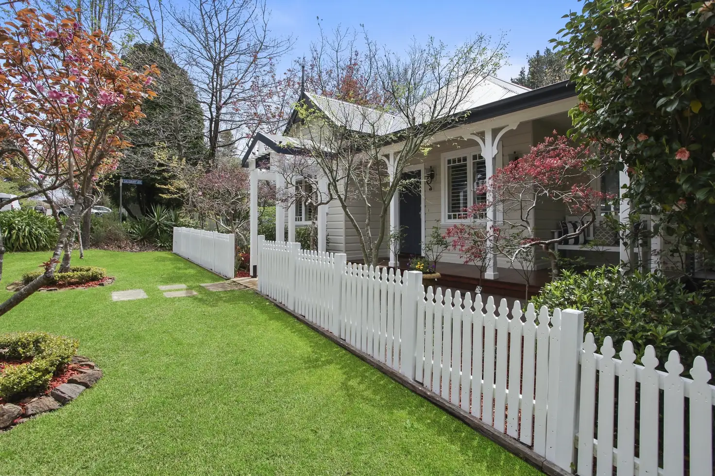 Main view of Homely house listing, 10 Cook Street, Leura NSW 2780