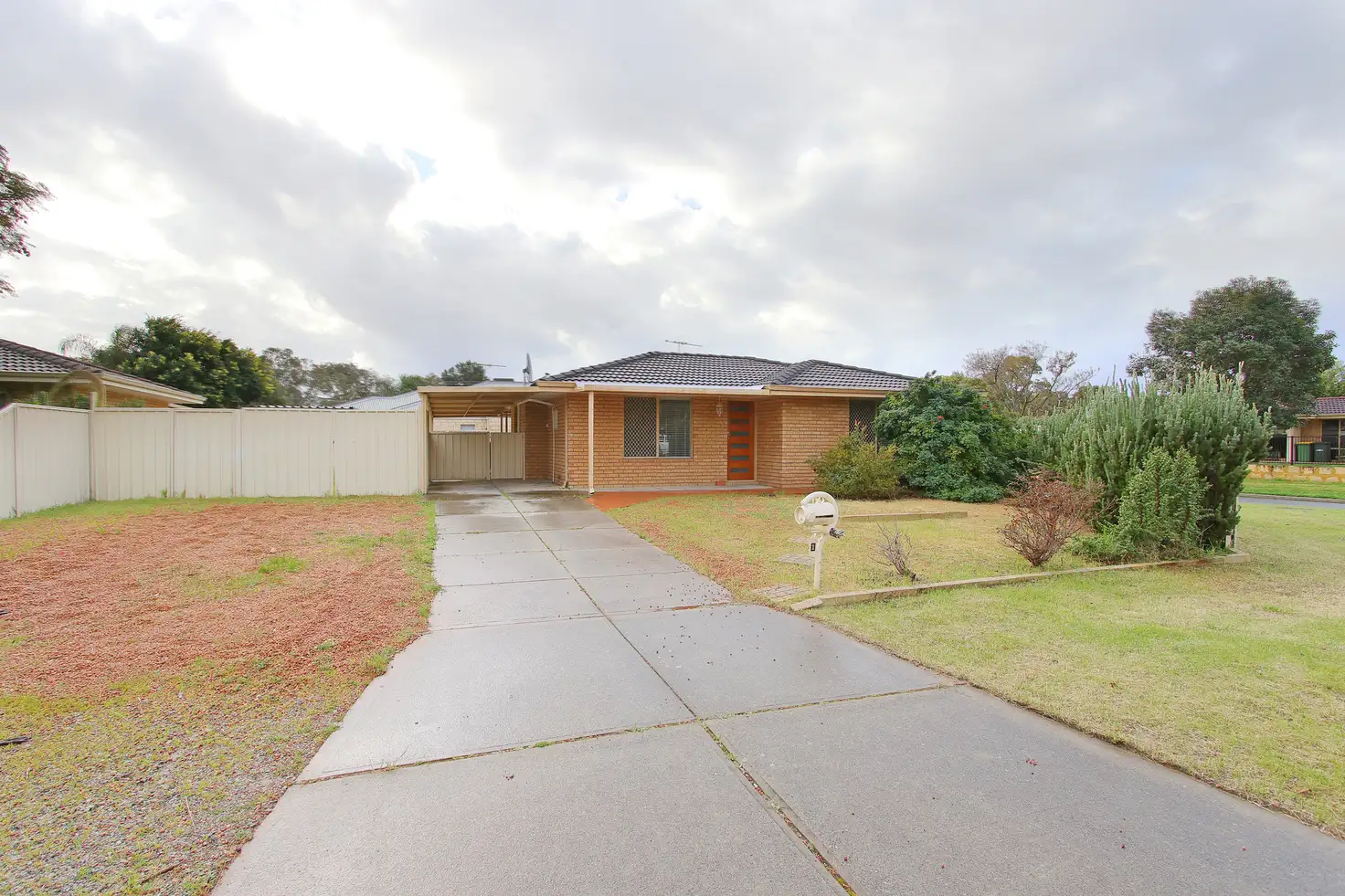 Main view of Homely house listing, 1 Kangaroo Close, Brookdale WA 6112