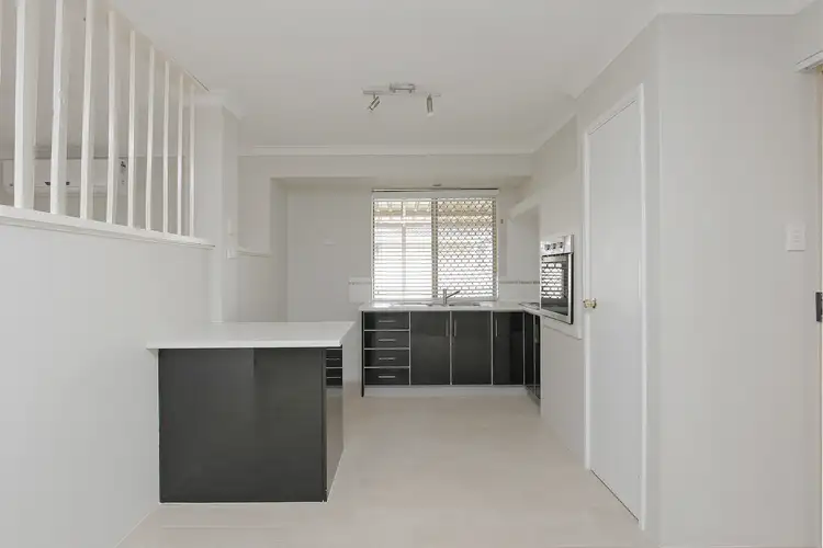 Sixth view of Homely house listing, 1 Kangaroo Close, Brookdale WA 6112