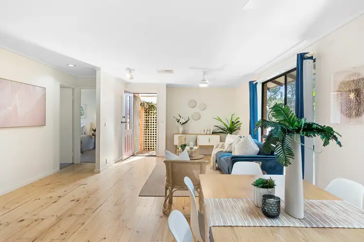 10 MacQueen Place, Charnwood ACT 2615