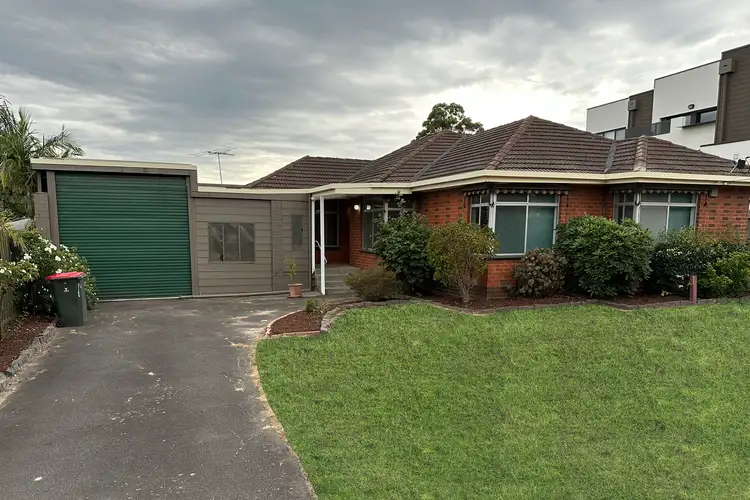 Fifth view of Homely house listing, 10 Hillview Avenue, Rowville VIC 3178