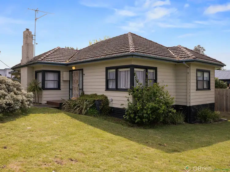 16 Broughton Avenue