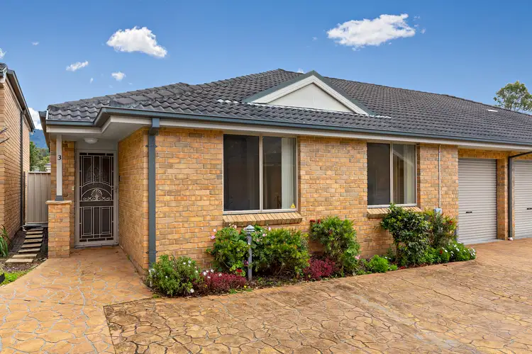3/120 Bong Bong Road, Horsley NSW 2530