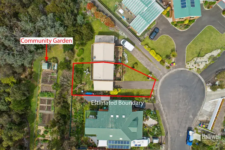 1/11 Hawley Place, Hawley Beach TAS 7307