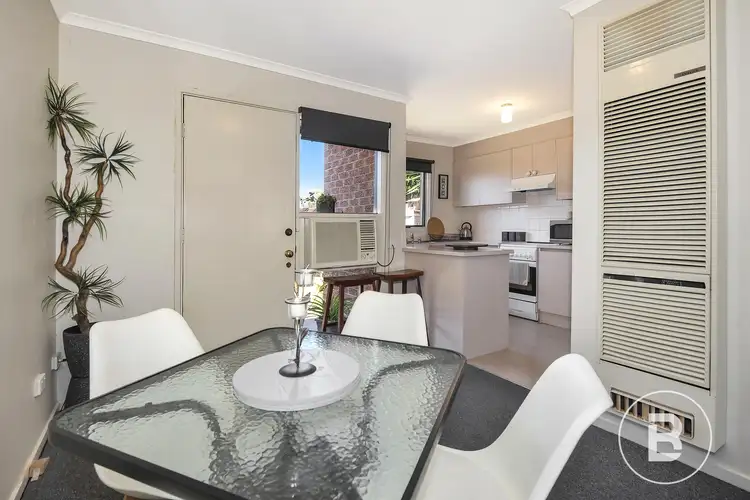 Sixth view of Homely unit listing, 2/94 Burns Street, Maryborough VIC 3465