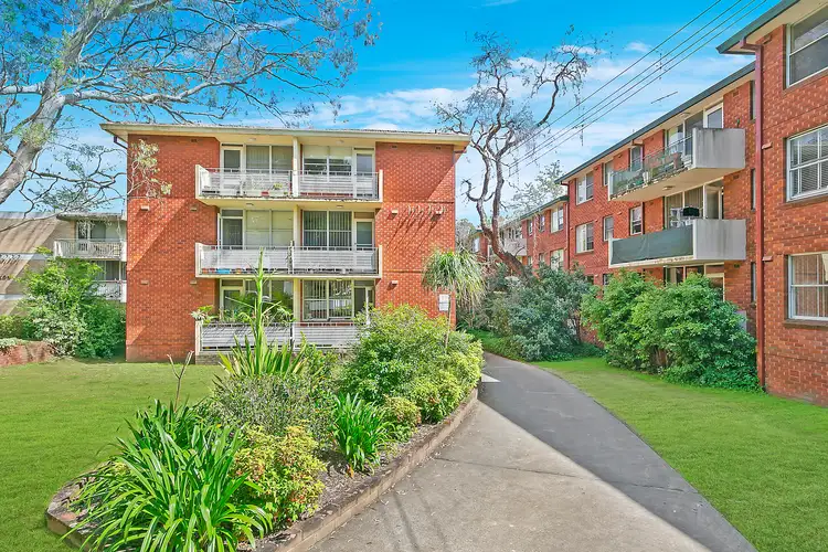 Main view of Homely unit listing, 4/54 Meadow Crescent, Meadowbank NSW 2114