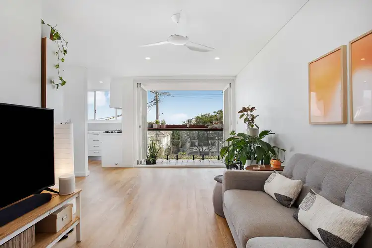 Main view of Homely apartment listing, 5/7 Queenscliff Road, Queenscliff NSW 2096