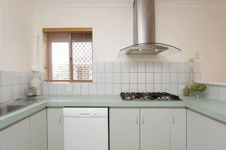 Seventh view of Homely villa listing, 4/253 Canning Highway, Como WA 6152