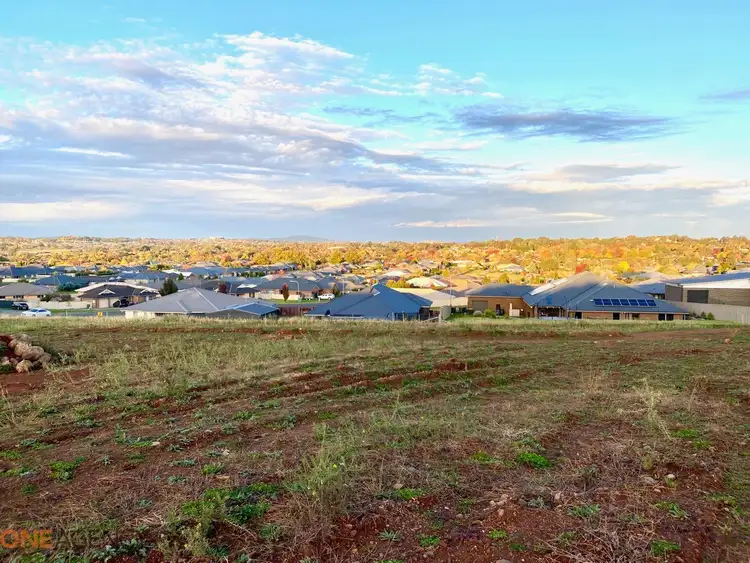 7 Kanzi Close, Orange NSW 2800