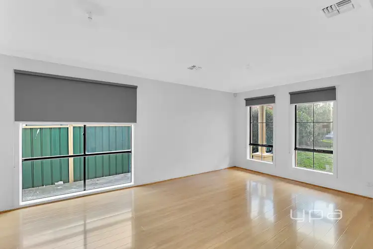 Fourth view of Homely house listing, 28 Marylou Court, Delahey VIC 3037