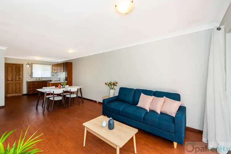23/4 Minchinson Street, Shoalwater WA 6169