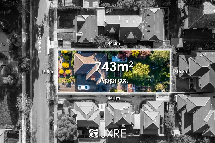 19 Dennis Street, Clayton VIC 3168