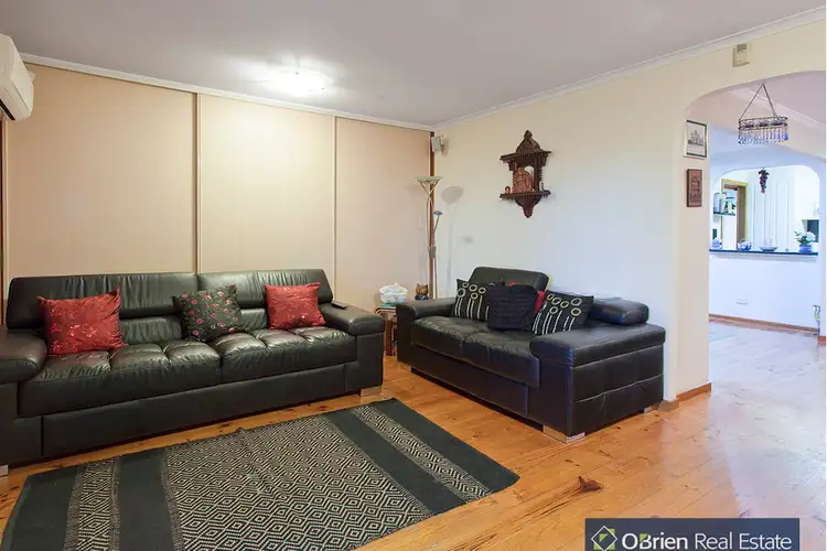 Fourth view of Homely house listing, 7 Axedale Crescent, Endeavour Hills VIC 3802