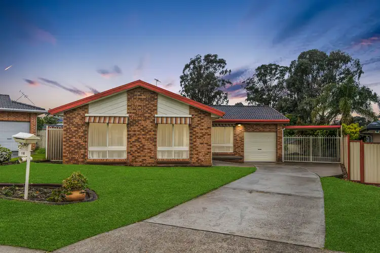 16 Dormer Grove, Quakers Hill NSW 2763