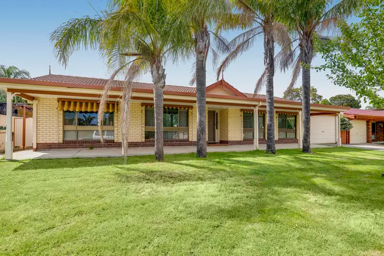 11 Hughes Avenue, St Agnes SA 5097