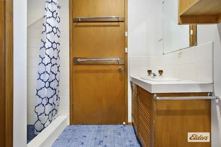 Sixth view of Homely unit listing, 1/10 Marie Drive, Wodonga VIC 3690
