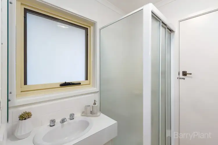 Sixth view of Homely house listing, 27 Sampson Drive, Mount Waverley VIC 3149
