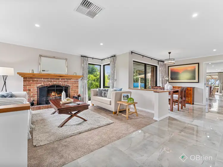 12 Rangeview Drive, Skye VIC 3977
