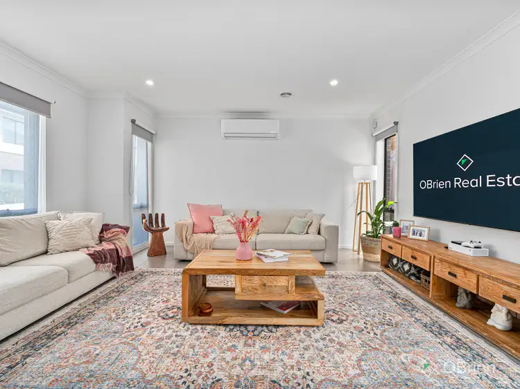 Fourth view of Homely townhouse listing, 8 Hotelier Court, Skye VIC 3977