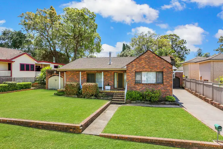 33 Marcia Street, Toongabbie NSW 2146