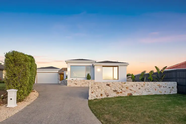 5 Buffalo Court, Hallett Cove SA 5158