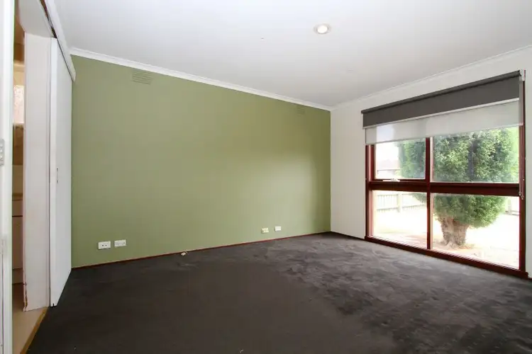 Fifth view of Homely house listing, 10 Cranley Place, Thomastown VIC 3074