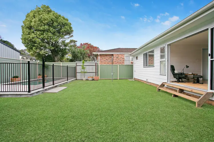Fourth view of Homely house listing, 10 Villa Close, Budgewoi NSW 2262