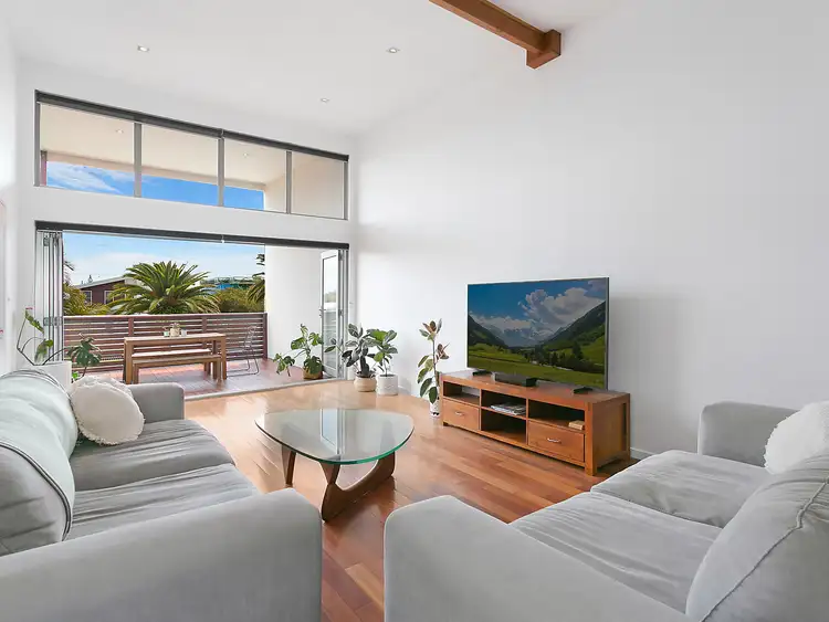 2/86 Palm Beach Avenue, Palm Beach QLD 4221