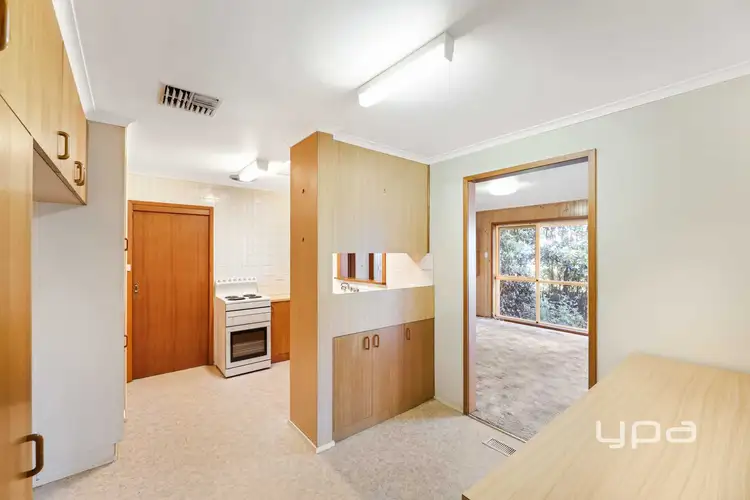 Fifth view of Homely house listing, 11 Hendricks Crescent, Jacana VIC 3047