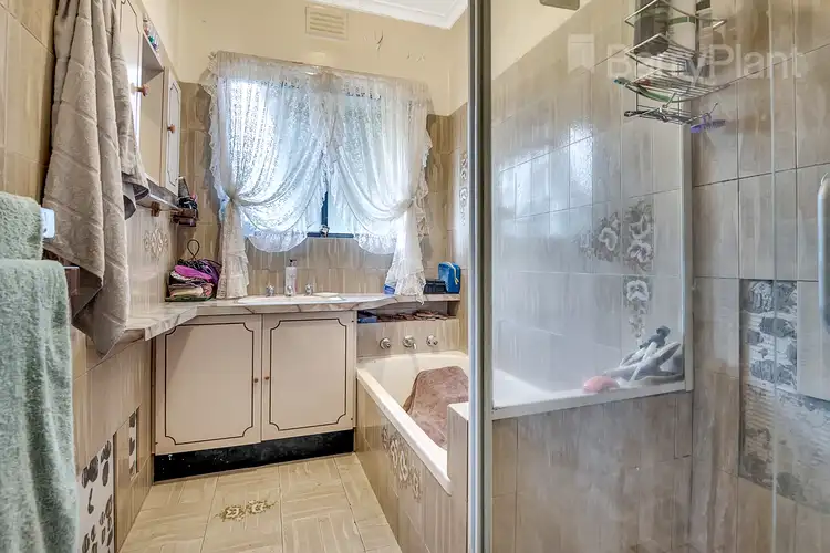 Fifth view of Homely house listing, 10 Botha Avenue, Reservoir VIC 3073