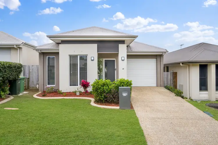 15 Dunes Crescent, North Lakes QLD 4509