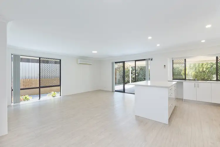 Seventh view of Homely house listing, 6 Joiner Place, Parmelia WA 6167