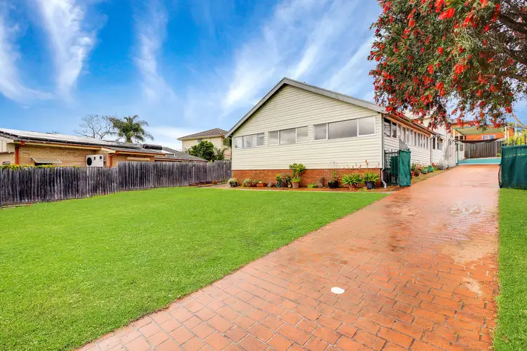 143 Cornelia Road, Toongabbie NSW 2146