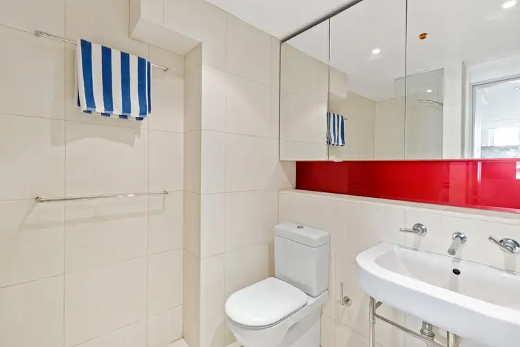 Fifth view of Homely apartment listing, 2 York Street, Sydney NSW 2000