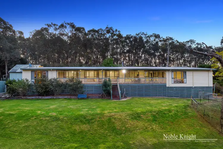 40 Flora Crescent, St Andrews VIC 3761