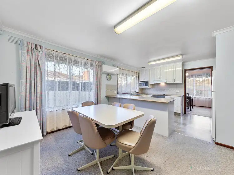 Sixth view of Homely house listing, 3 Wilbraham Court, Frankston VIC 3199